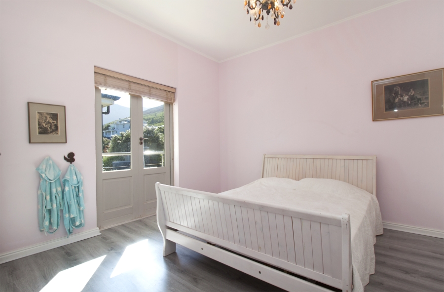 4 Bedroom Property for Sale in Belvedere Western Cape